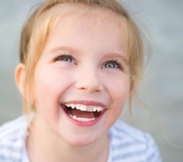 Reasons for teeth discoloration after nerve extraction