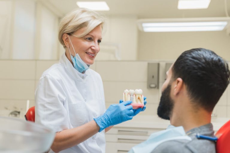 The role of the implant specialist in the success of treatment