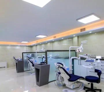 دندانپزشکی خوب در کرج با بیمه