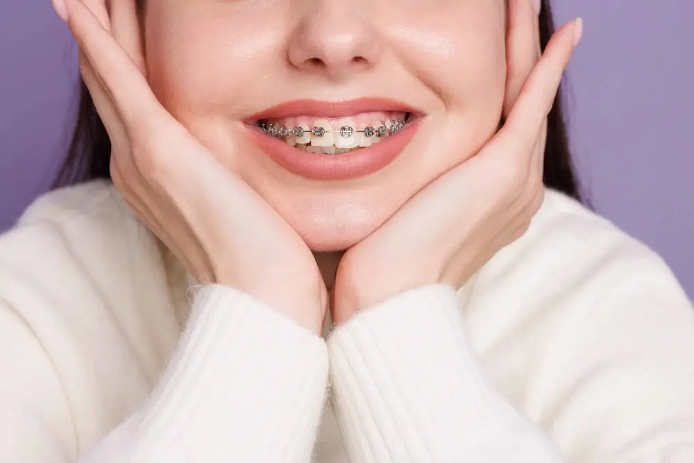 تاثیر ویزیت‌های دوره‌ای روی قیمت سیم کشی دندان