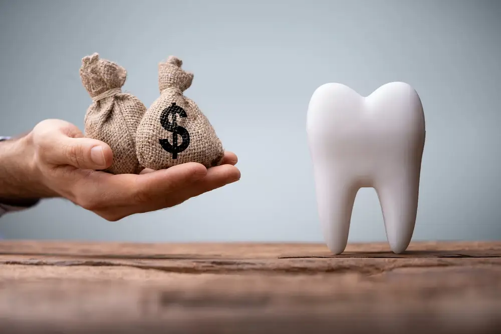 دندانپزشکی اقساطی کرج چیست؟